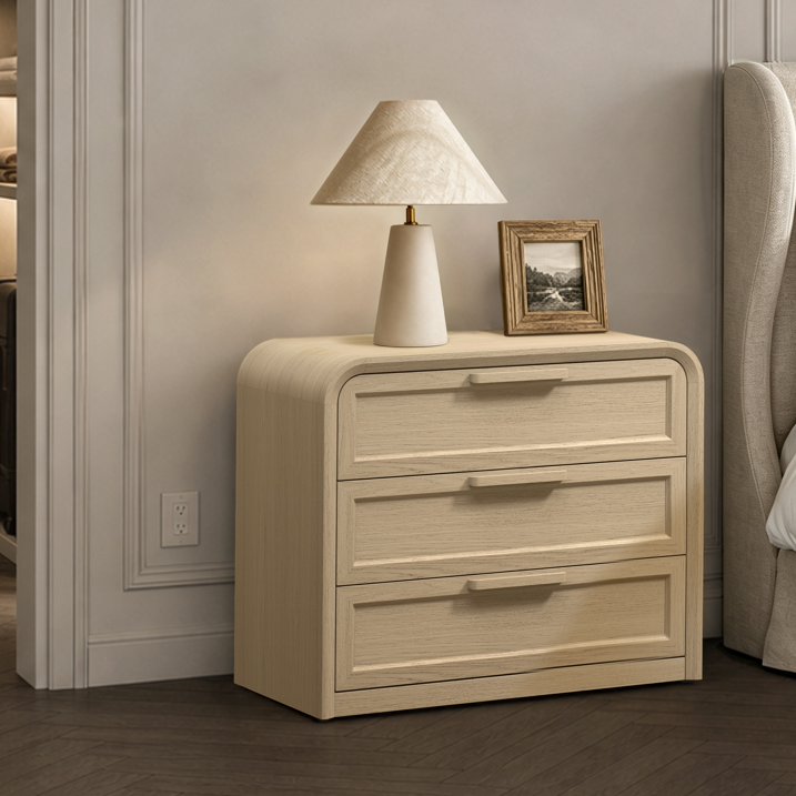 Vintagearth 30"W Nightstand, Curved FSC-certified 1.18" Thick Bedside Table, Mid‑Century End Table for Bedroom Living Room, 3 Drawers, Light Oak